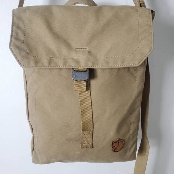 Fjallraven Crossbody Messenger Bag - Picture 6 of 14